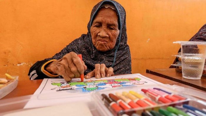 Detail Mewarnai Gambar Nenek Nomer 47