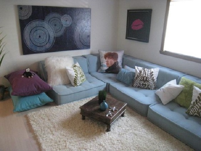 Detail Desain Ruang Tamu Minimalis Tanpa Sofa Nomer 17