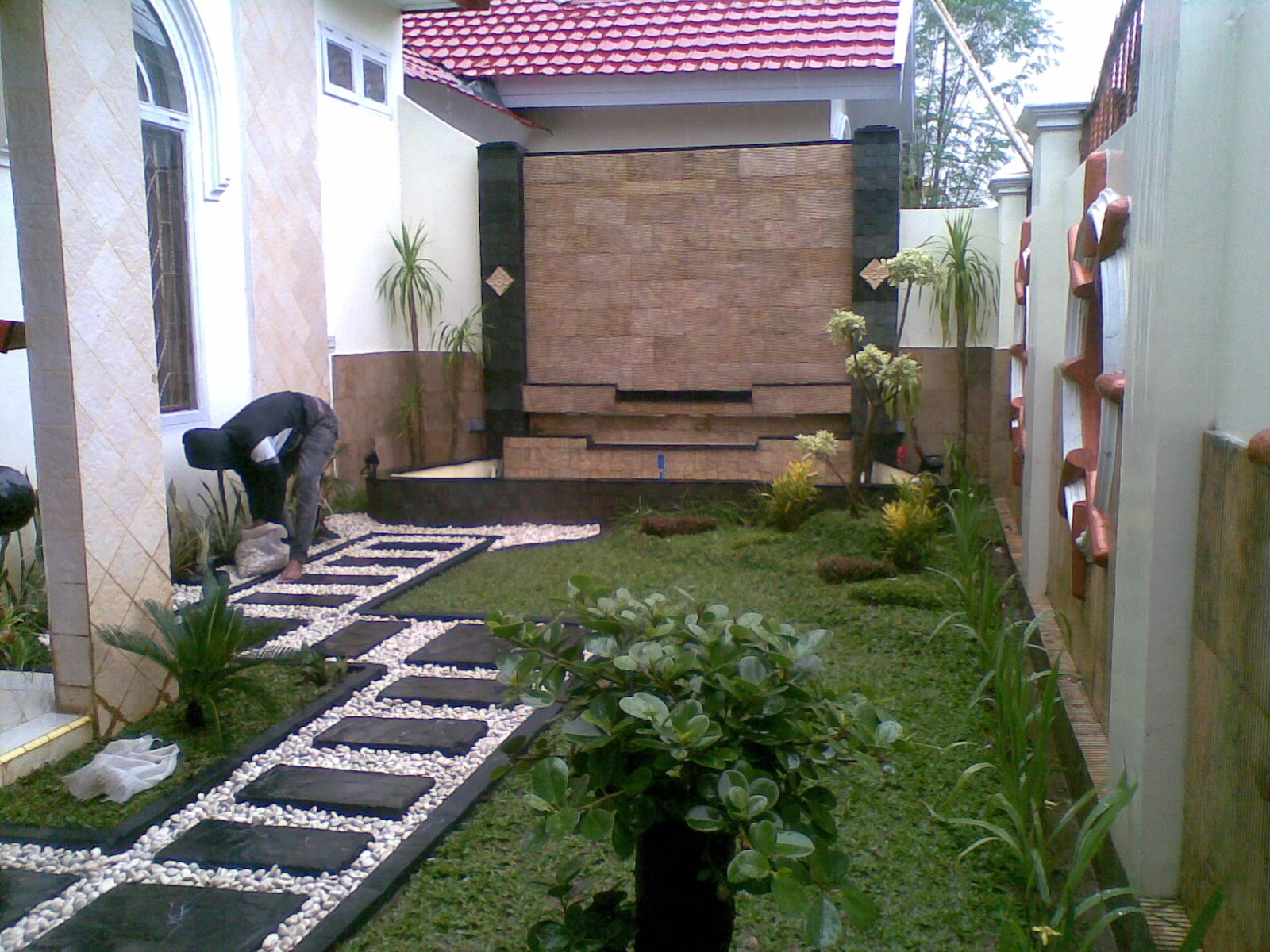 Detail Desain Rumah Dengan Taman Di Dalam Nomer 53