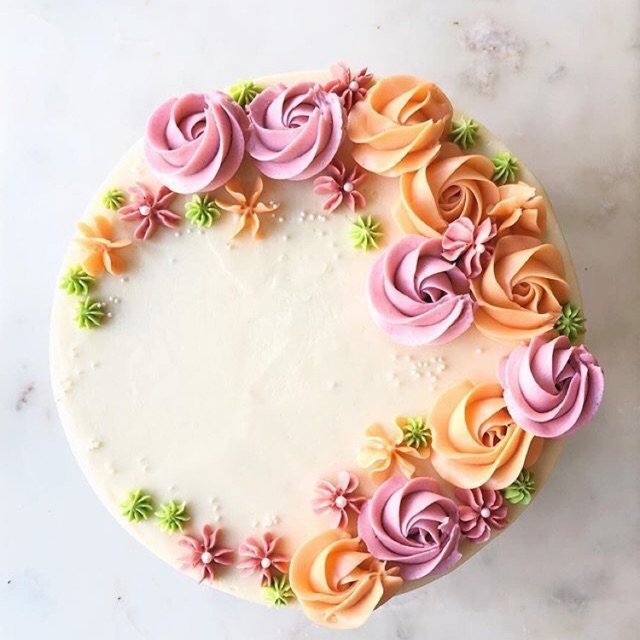 Detail Kue Ulang Tahun Simple Elegant Nomer 21