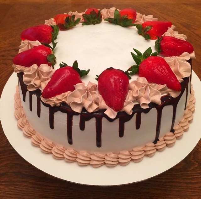 Detail Kue Ulang Tahun Simple Elegant Nomer 45