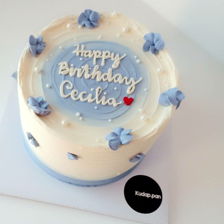 Detail Kue Ulang Tahun Simple Elegant Nomer 50