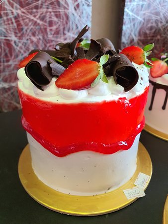 Detail Kue Ulang Tahun Strawberry Nomer 54