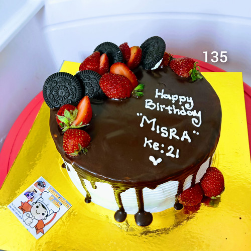 Detail Kue Ulang Tahun Strawberry Coklat Nomer 13