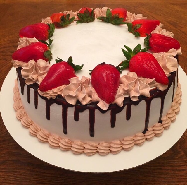 Detail Kue Ulang Tahun Strawberry Coklat Nomer 14