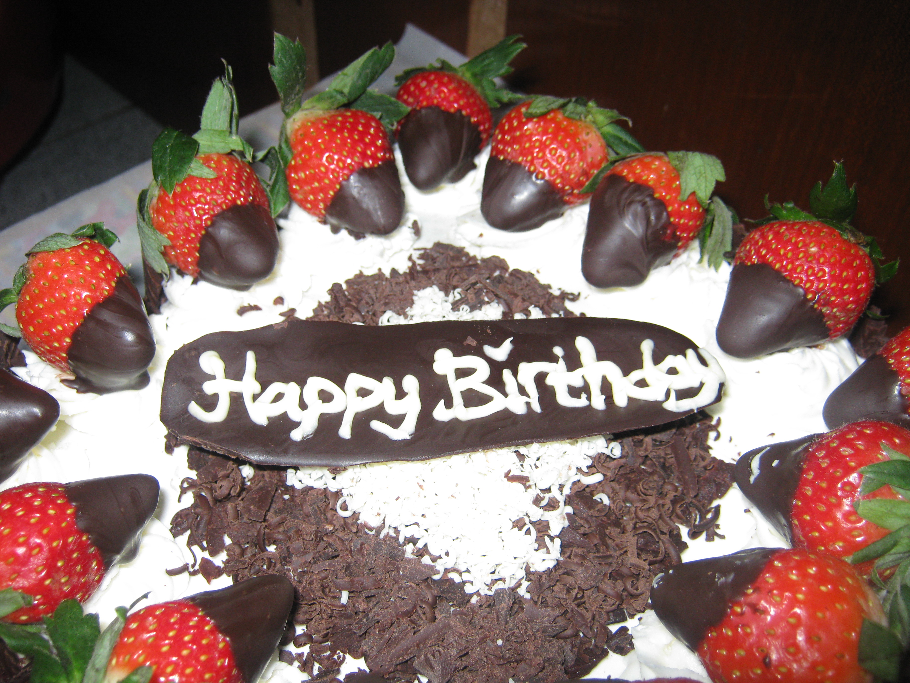 Detail Kue Ulang Tahun Strawberry Coklat Nomer 30