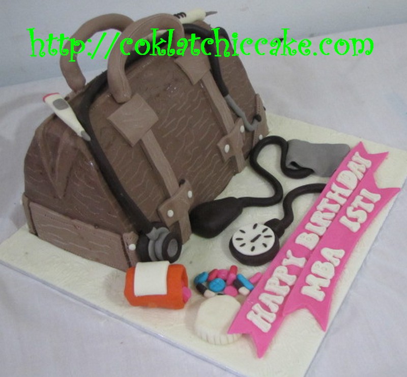 Detail Kue Ulang Tahun Tas Nomer 38