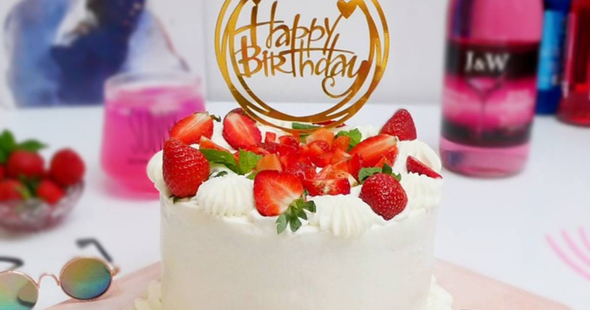 Detail Kue Ulang Tahun Topping Strawberry Nomer 47