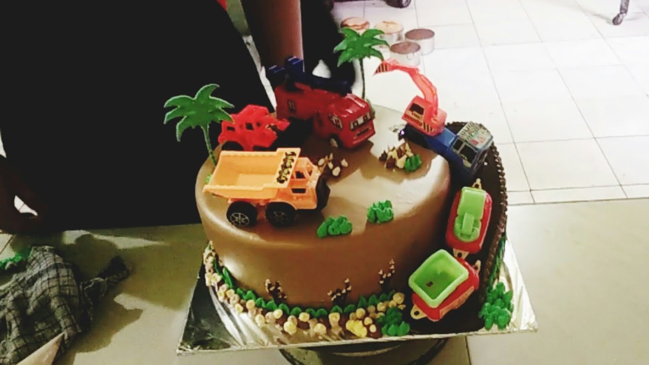 Detail Kue Ulang Tahun Truk Nomer 43