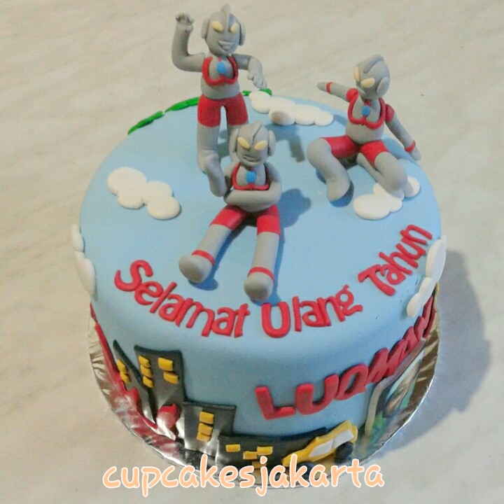 Detail Kue Ulang Tahun Ultraman Nomer 52