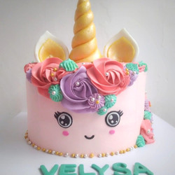 Detail Kue Ulang Tahun Unicorn Mewah Nomer 26