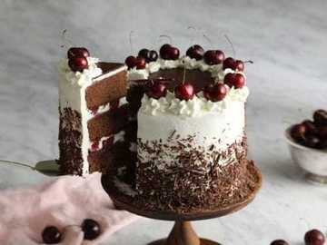 Detail Kue Ulang Tahun Warna Coklat Nomer 34