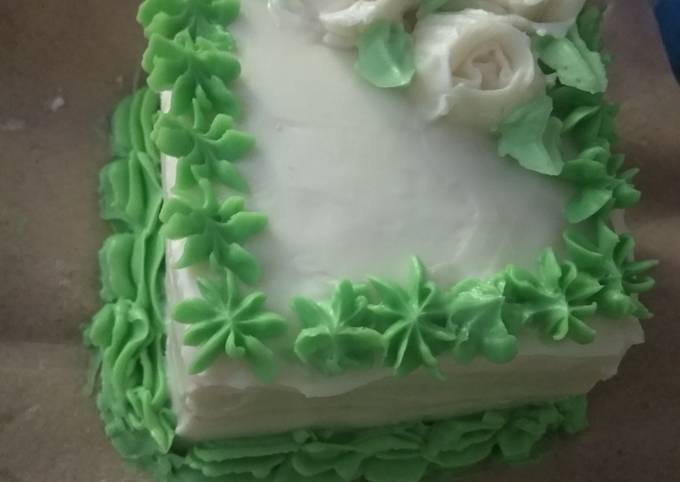 Detail Kue Ulang Tahun Warna Hijau Putih Nomer 12