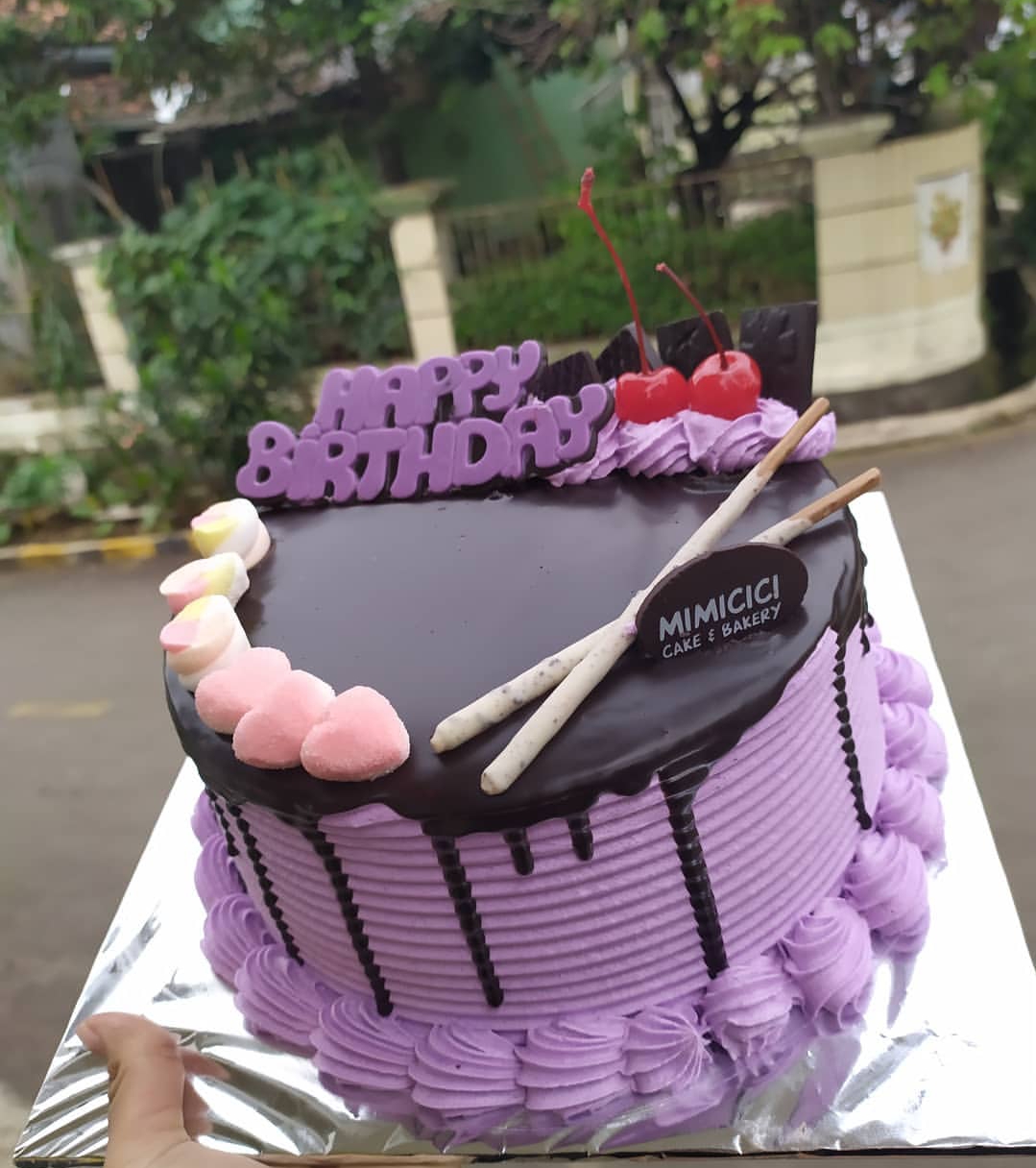 Detail Kue Ulang Tahun Warna Ungu Nomer 41