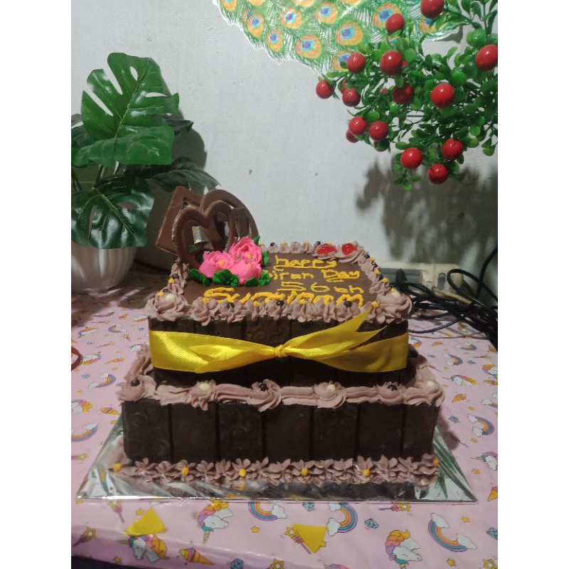 Detail Kue Ultah 2 Tingkat Coklat Nomer 10