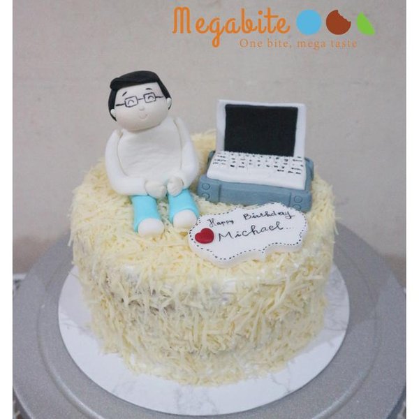 Detail Kue Ultah Bentuk Laptop Nomer 38