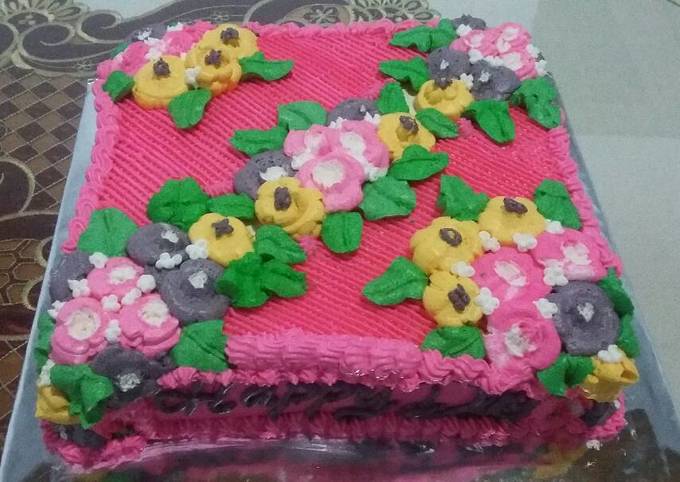 Detail Kue Ultah Bunga2 Nomer 3