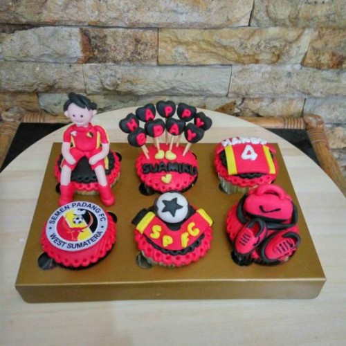 Detail Kue Ultah Cup Cake Nomer 36