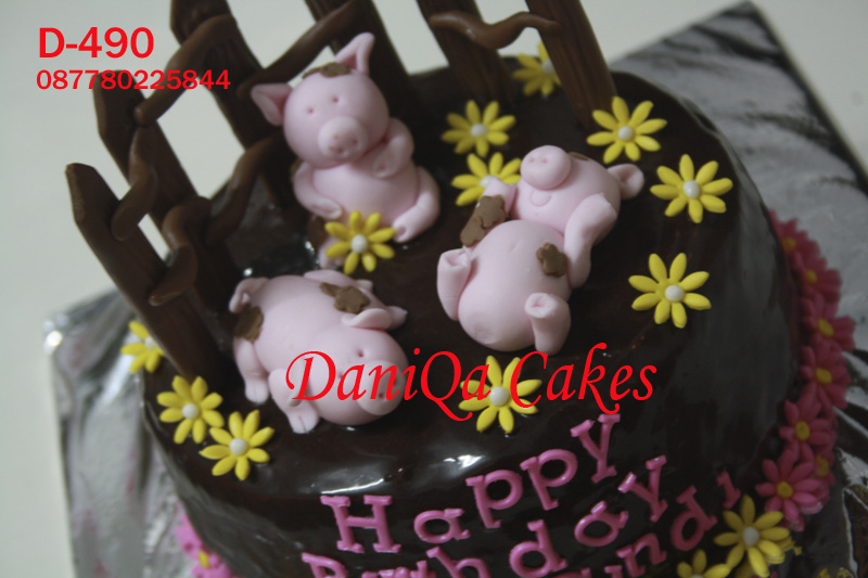 Detail Kue Ultah Gambar Babi Nomer 53