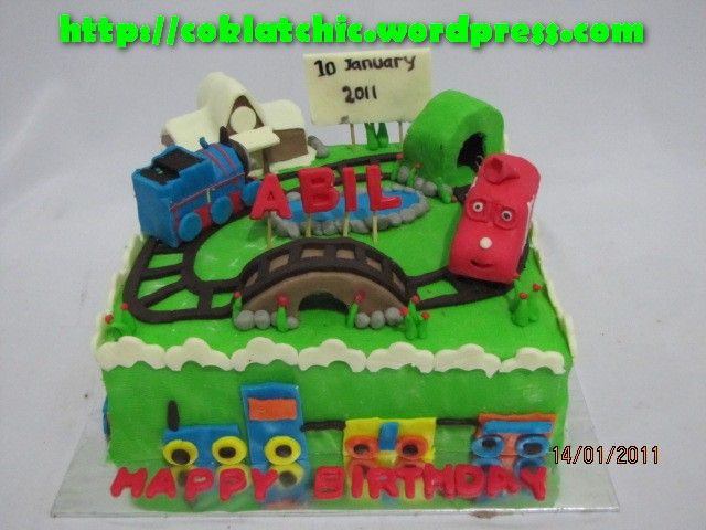 Detail Kue Ultah Gambar Thomas Nomer 33