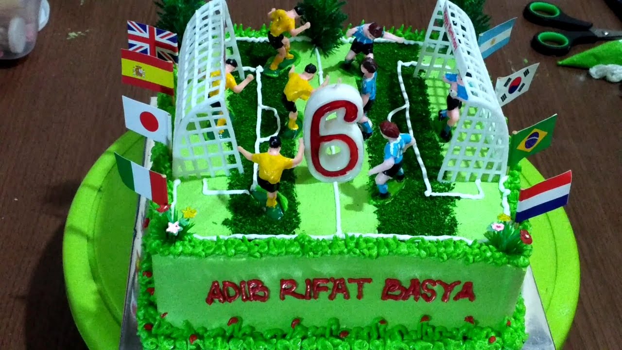 Detail Kue Ultah Lapangan Sepak Bola Nomer 23