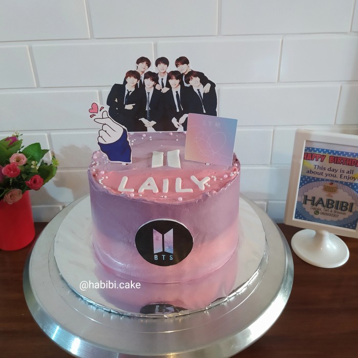 Detail Kue Ultah Logo Bts Nomer 19