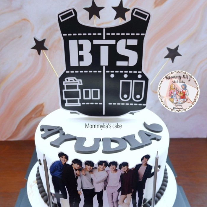 Detail Kue Ultah Logo Bts Nomer 55