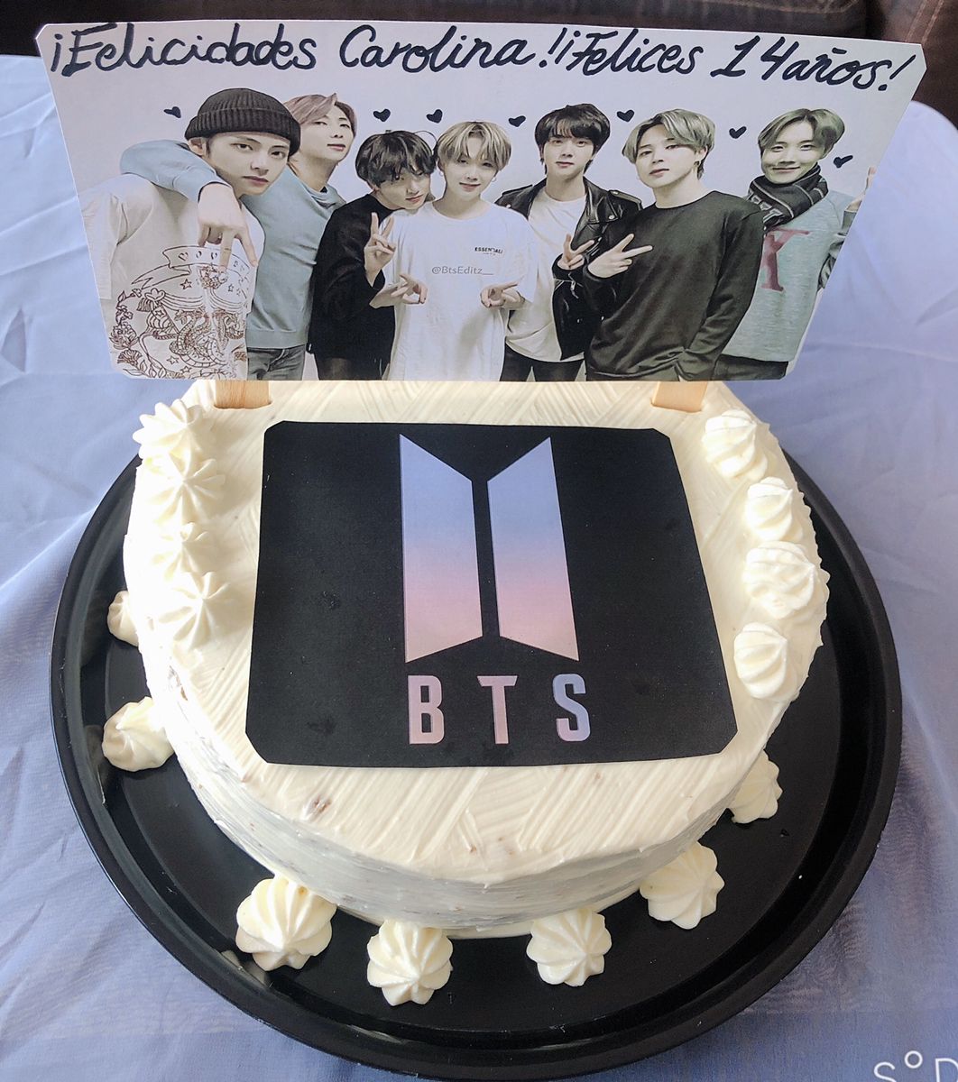 Detail Kue Ultah Logo Bts Nomer 9