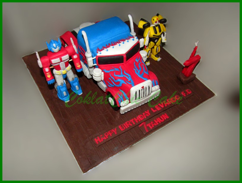 Detail Kue Ultah Optimus Prime Nomer 48