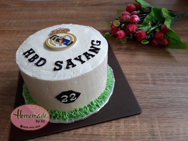 Detail Kue Ultah Real Madrid Nomer 6