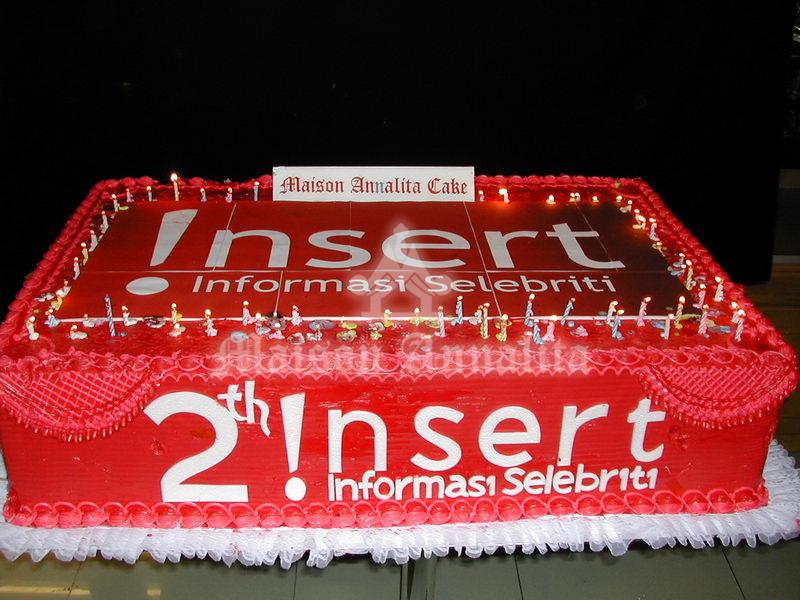 Detail Kue Ultah Warna Merah Nomer 55