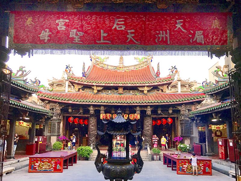 Detail Kuil Longshan Taipei Nomer 36