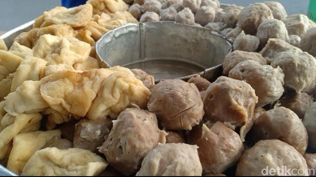 Detail Kuliner Bakso Di Bandung Nomer 32