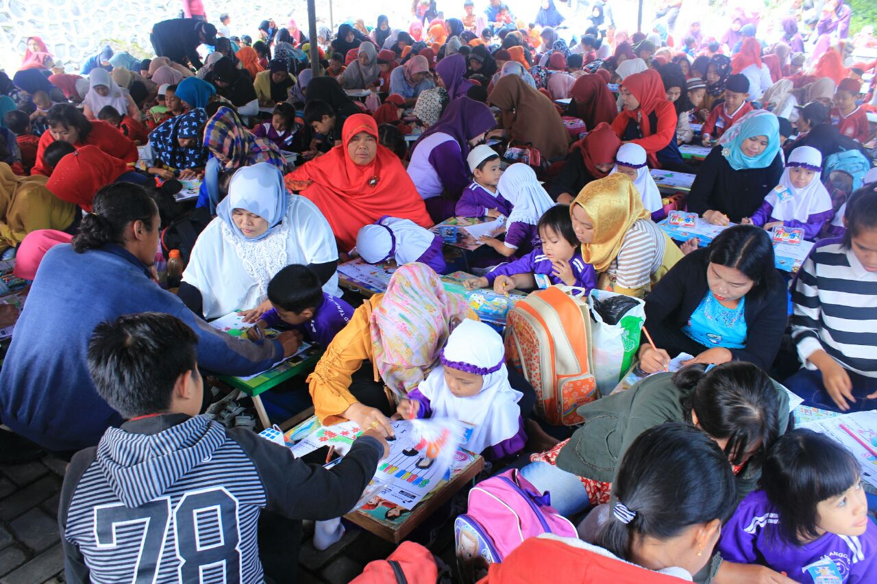 Detail Mewarnai Hari Ibu Nomer 32