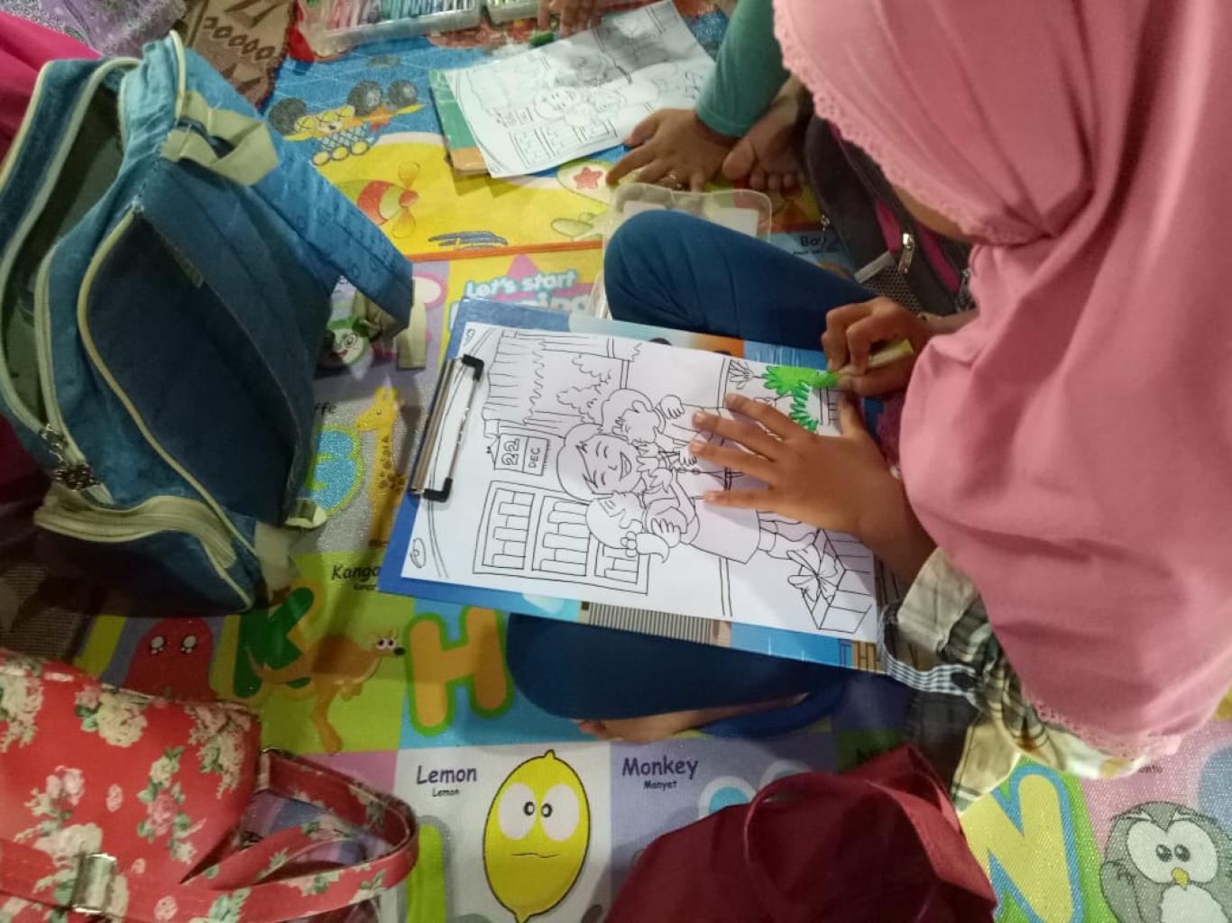 Detail Mewarnai Hari Ibu Nomer 44