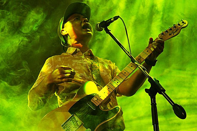 Detail Kunci Gitar Efek Rumah Kaca Di Udara Nomer 52