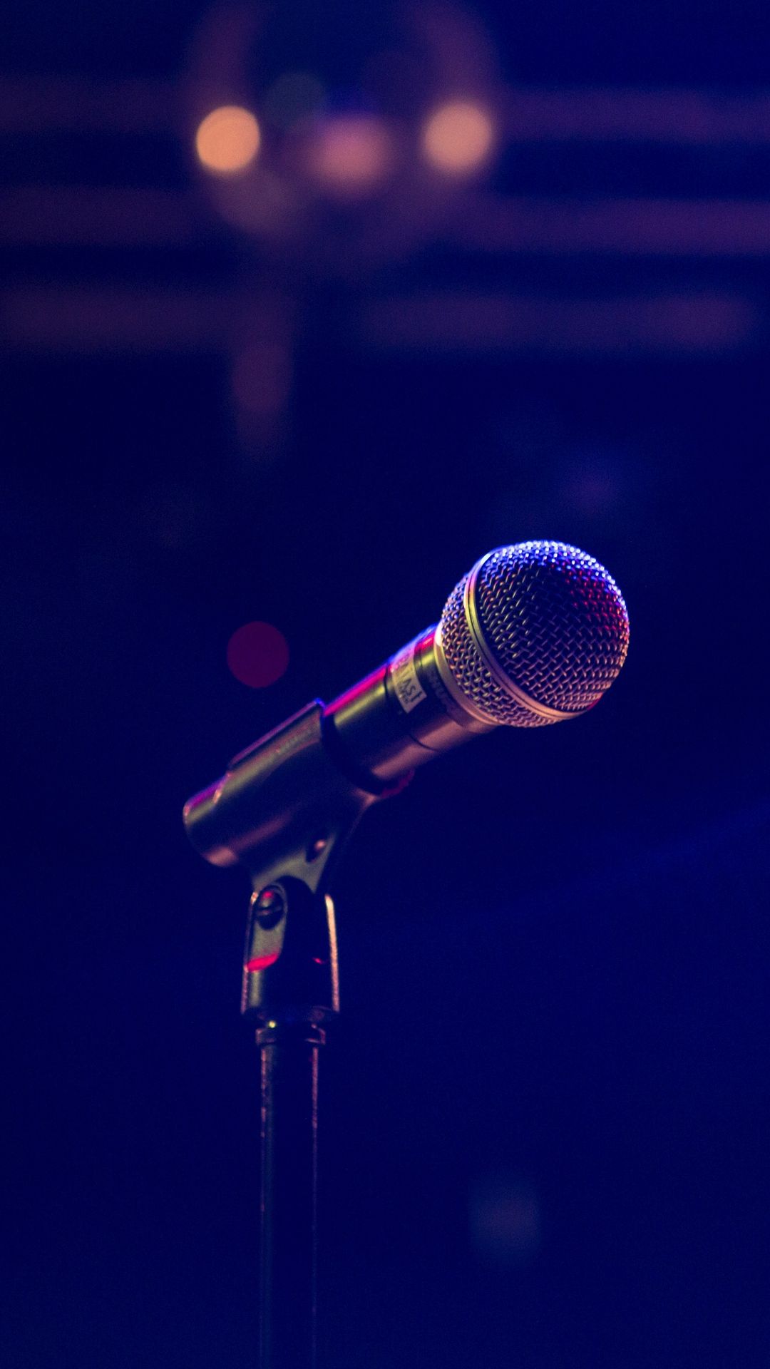 Detail Mic Wallpaper Nomer 2