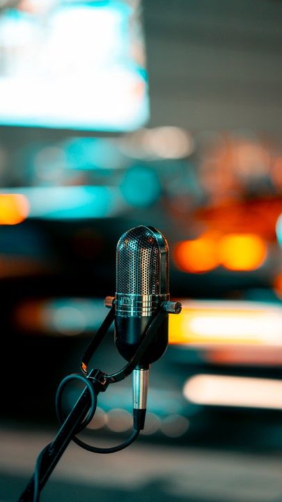 Detail Mic Wallpaper Nomer 19