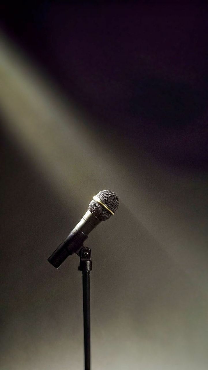 Detail Mic Wallpaper Nomer 35