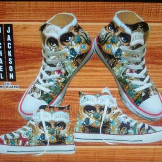 Detail Michael Jackson Converse Shoes Nomer 43