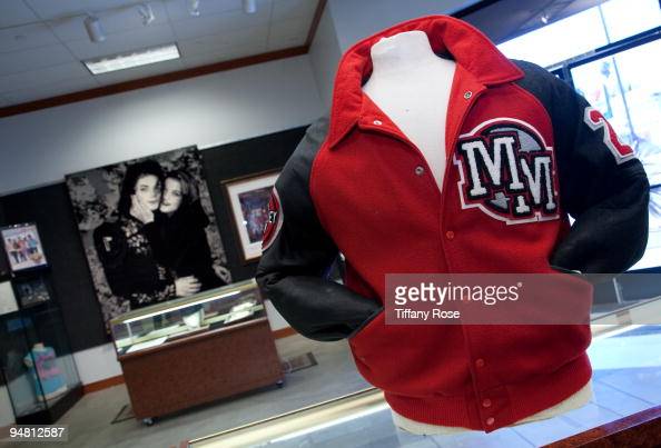 Detail Michael Jackson Mickey Mouse Jacket Nomer 37