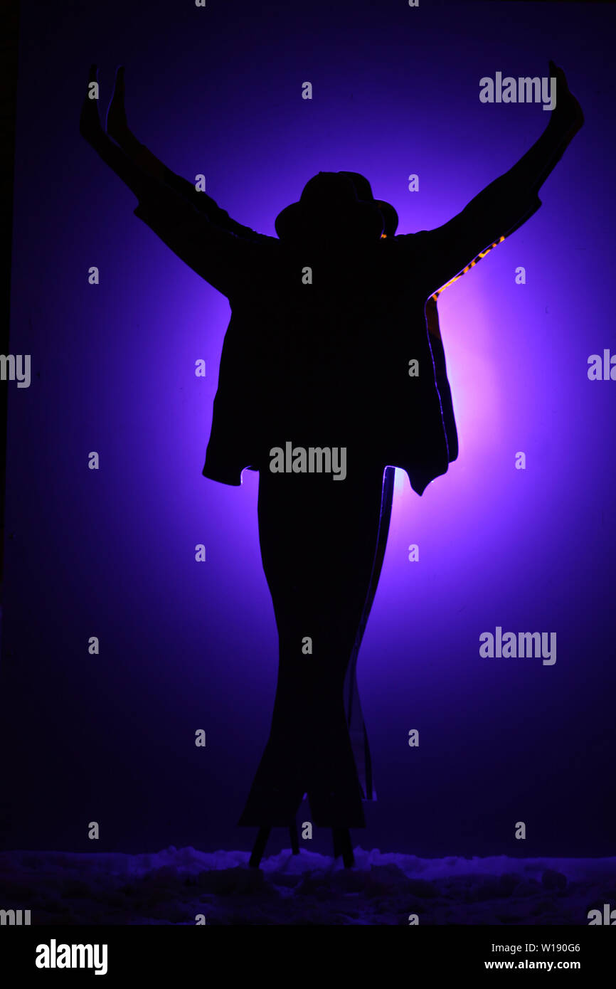 Detail Michael Jackson Pics Dancing Nomer 49