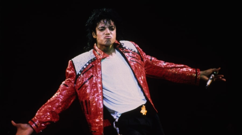 Detail Michael Jackson Red Jacket Black Pants Nomer 33