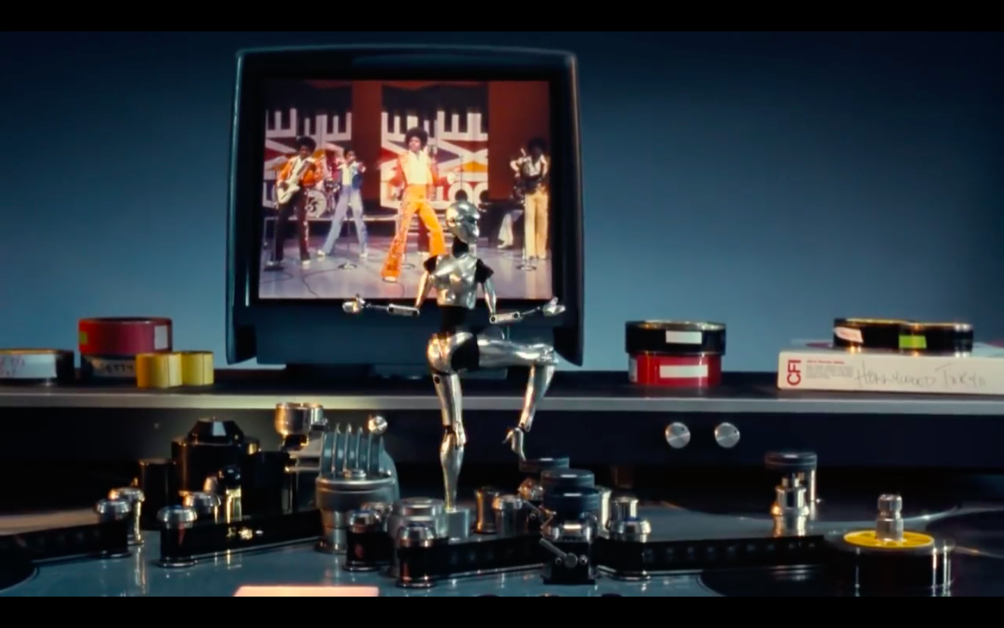 Detail Michael Jackson Robot Dancing Machine Nomer 32