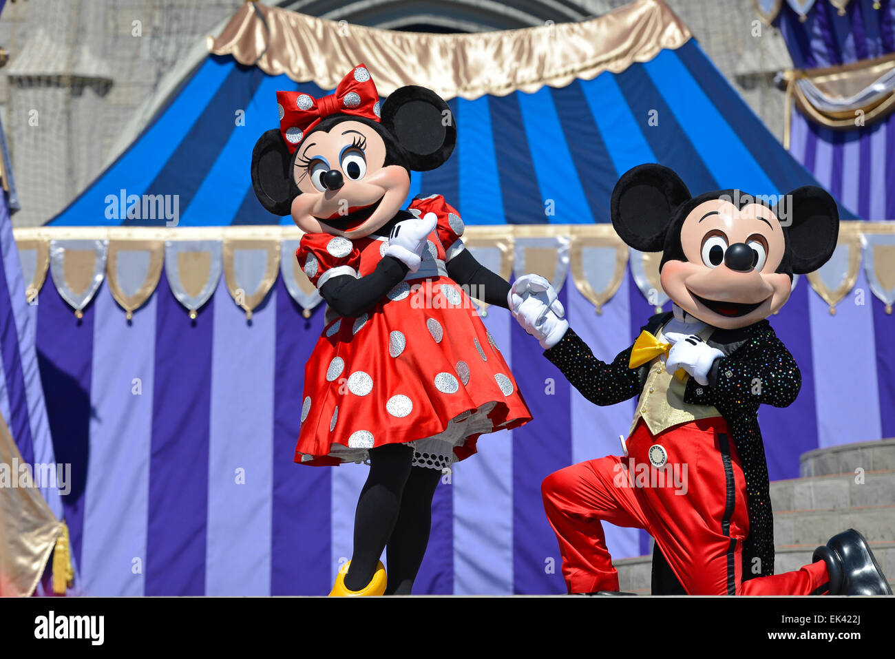 Detail Mickey And Mini Mouse Images Nomer 50