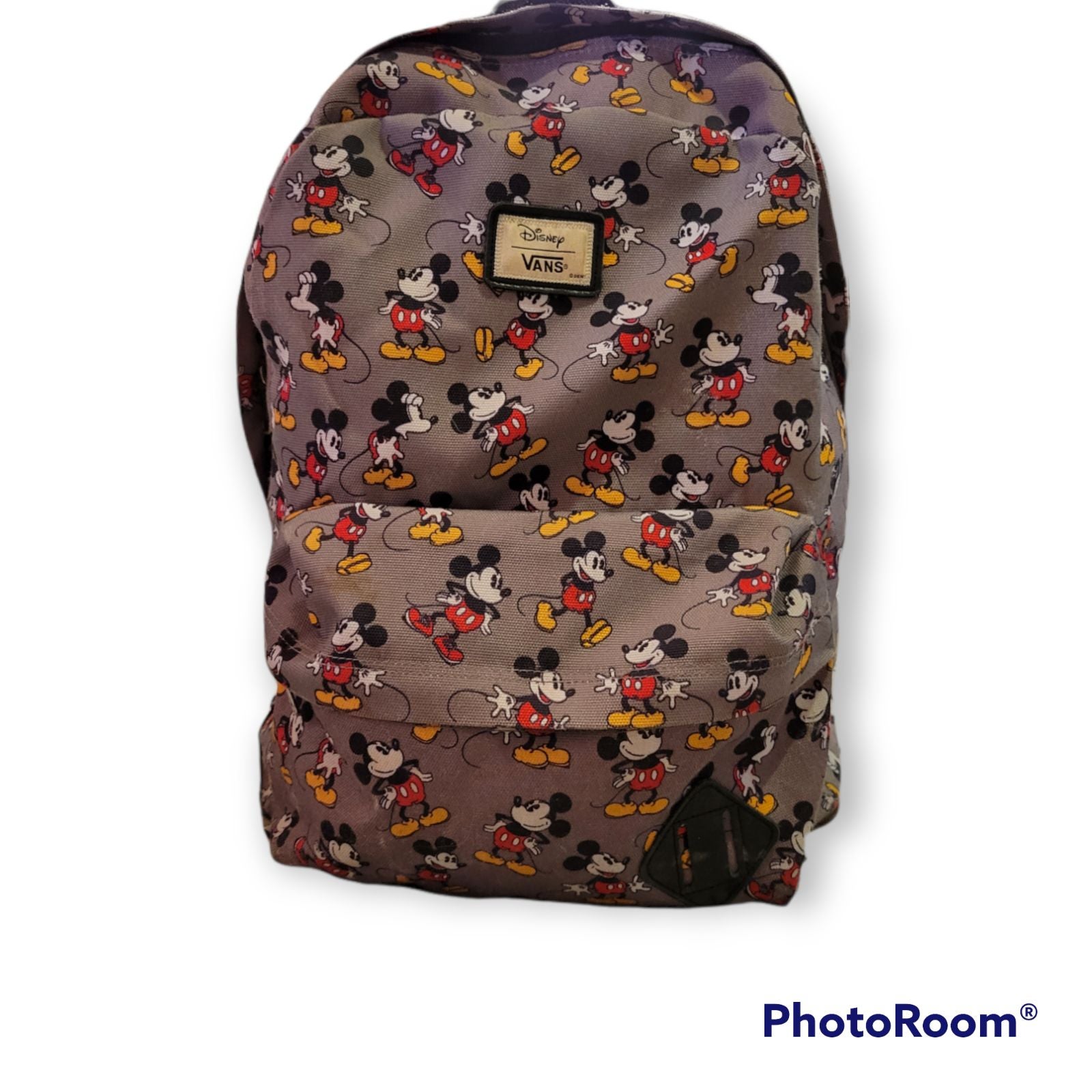 Detail Mickey Backpack Vans Nomer 24