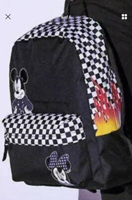 Detail Mickey Backpack Vans Nomer 36