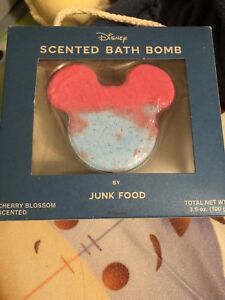 Detail Mickey Bath Bomb Nomer 23