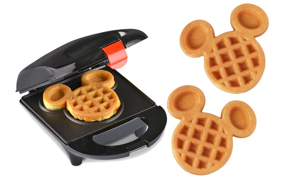 Detail Mickey Flip Waffle Maker Nomer 38