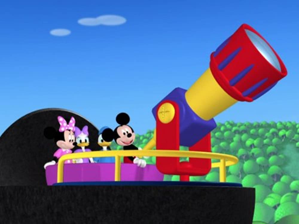 Detail Mickey Goofy On Mars Nomer 5